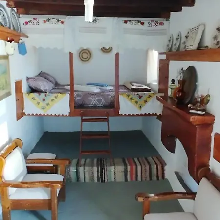 Holiday home Tinas House Afiartis