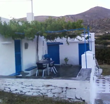 Tinas House